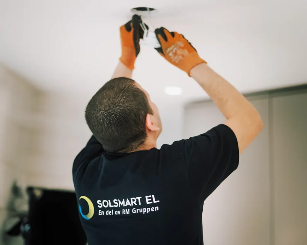 felsokning elfel lampa stockholm